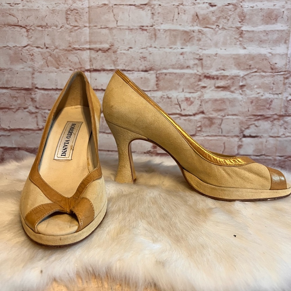 Roberto Vianni suede & leather peep toe heels size 7